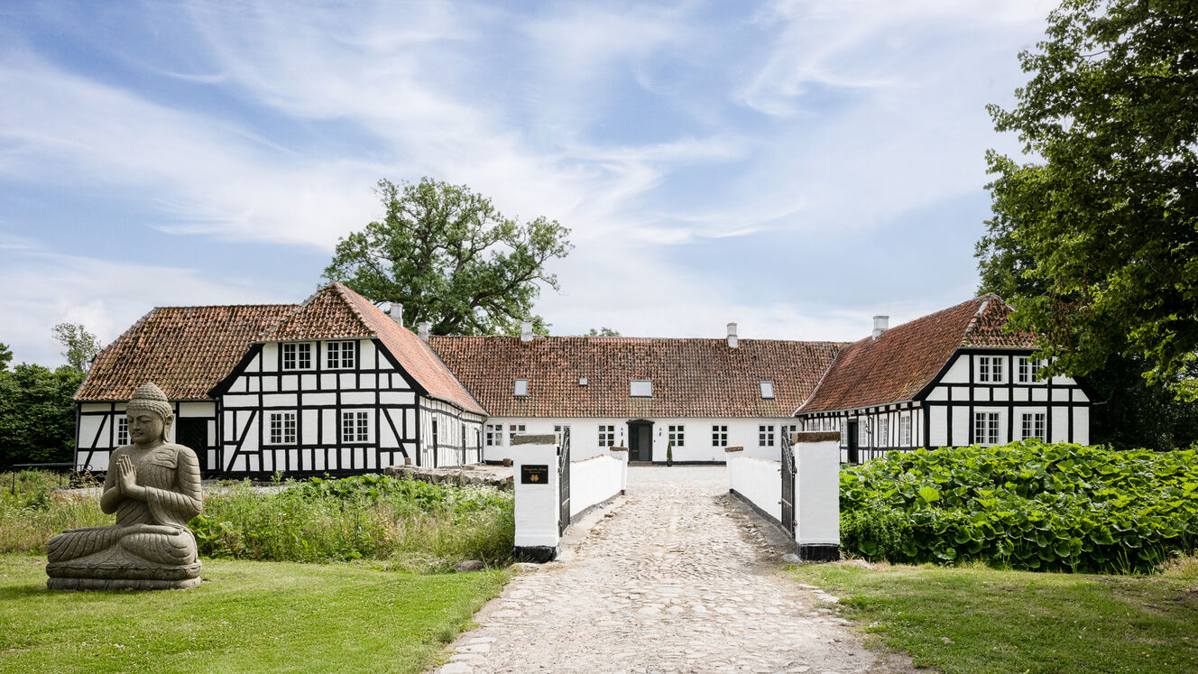 Jerstrup Manor – a historic half-timbered estate in beautiful surroundings