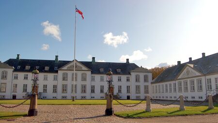 Lerchenborg Slot